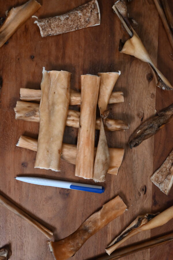 Hertenkophuid strips – ca. 15 cm (250 g)
