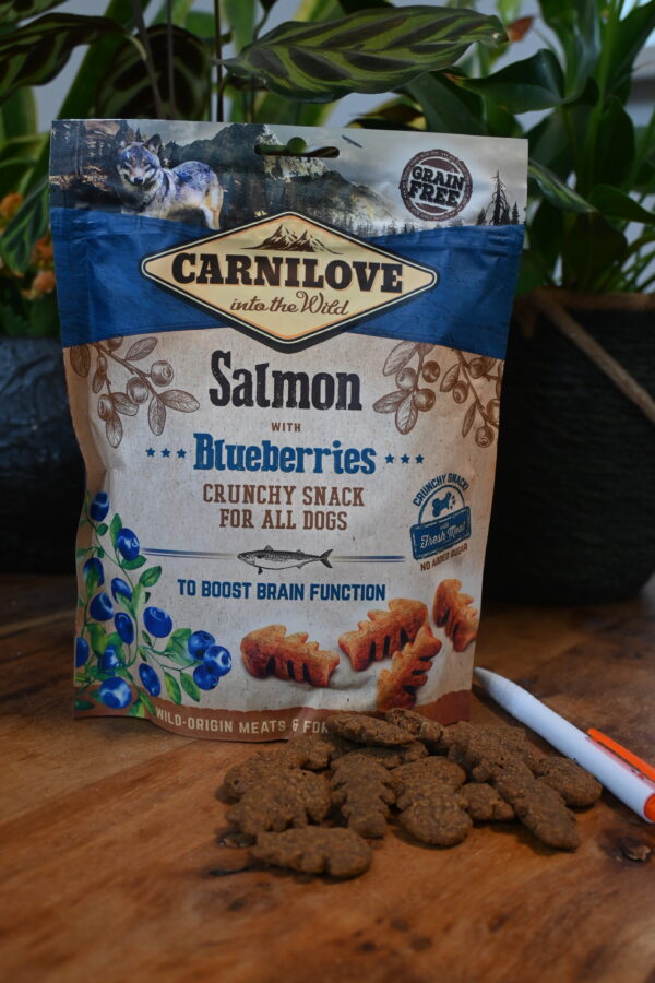 Zalm en Bosbessen Crunchy Snack 200g - Carnilove