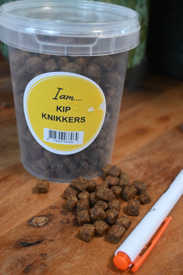 Kip Knikkers 300g Emmer
